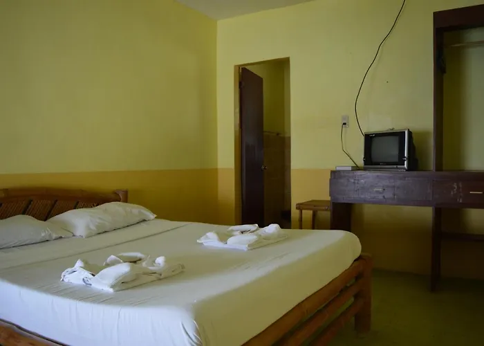 Ermi-beach-resort 3*